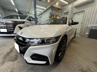 ホンダS660のT様❣️
⁡
前回はハイエースのフロントドアガラスにUV断熱フィルムを施工し、今回は増車したS660にウインドフィルム施工👍
⁡
フロントドアガラスには前回同様にUV断熱フィルム、リアの小窓3枚はT様がネット購入されたフィルムを持ち込み施工。
濃すぎず薄すぎずの15%フィルムで引き締まりました。
⁡
T様、今回も当店にご依頼頂き有難う御座いました🙇‍♀️
今後とも宜しくお願い致します。

#中古車納車磨き #狛江市カーコーティング #ウインドフィルム施工専門店 #安値の凹み修理 #リンテックフィルム #多摩地区カーコーティング #ウインドフィルム貼り替え #業販もご相談ください #セダーブレイブ #東京都カーコーティング #ホンダs660 #狛江市東和泉 #水道道路 #水道道路沿い #車検 #車検整備 #板金 #板金塗装